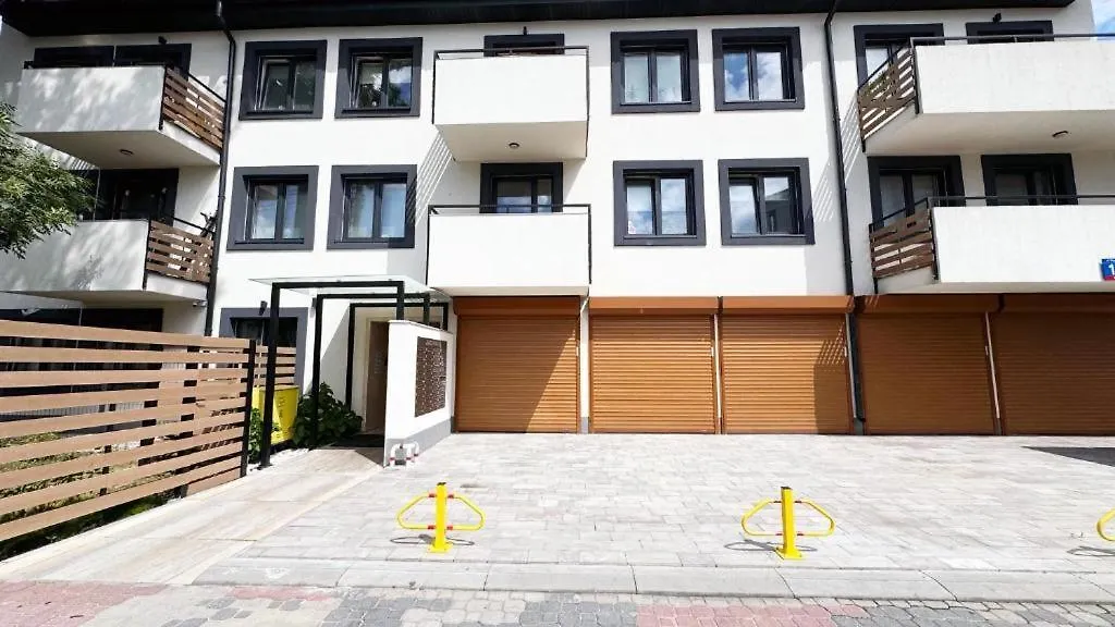 Apartment Green Studio With Balcony - Free Parking Warsaw