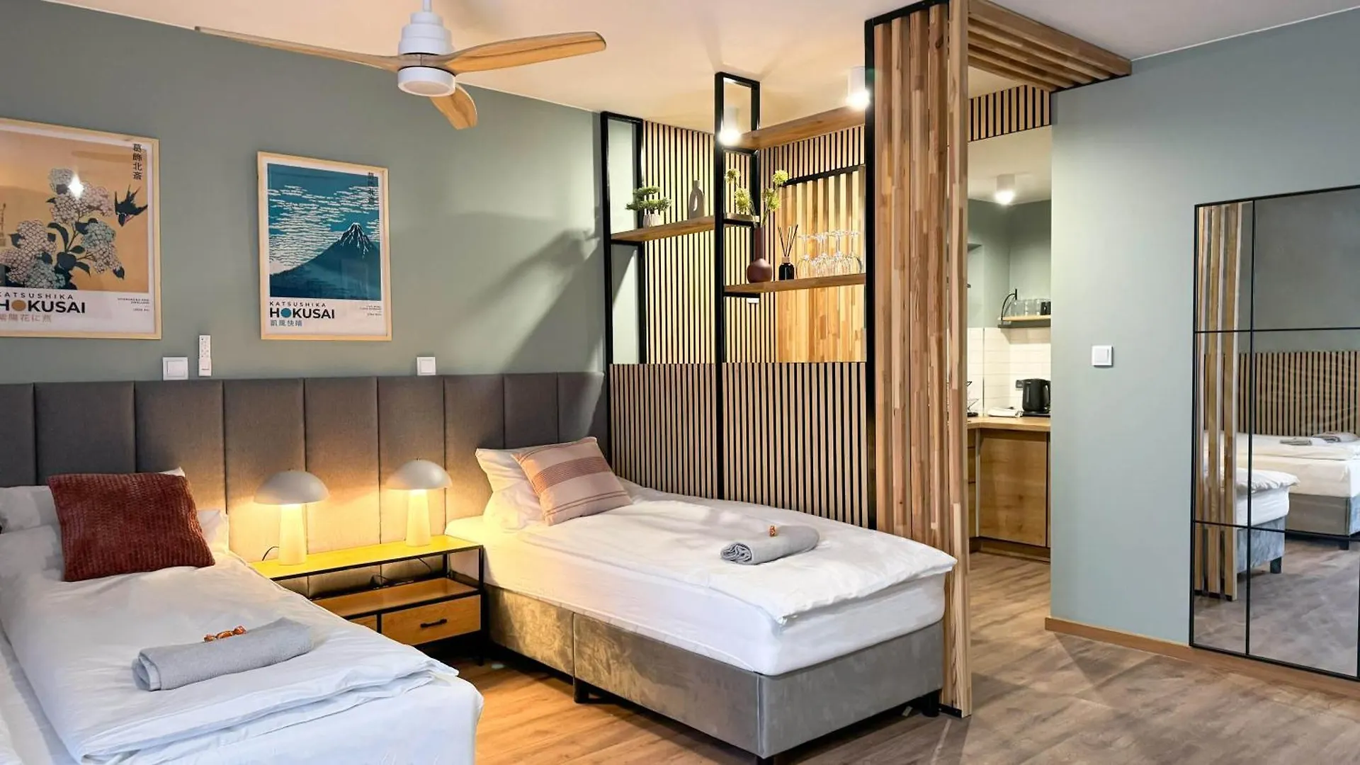Apartment Green Studio With Balcony - Free Parking Warsaw Poland